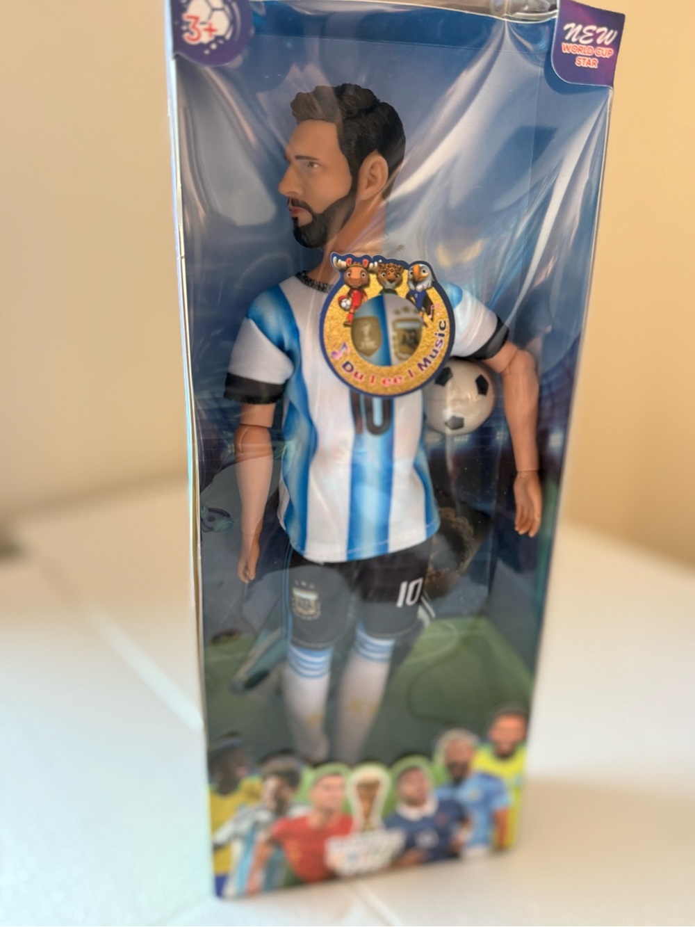 Soccer Player Argentina Messi figurine in Blue & White Striped Jersey